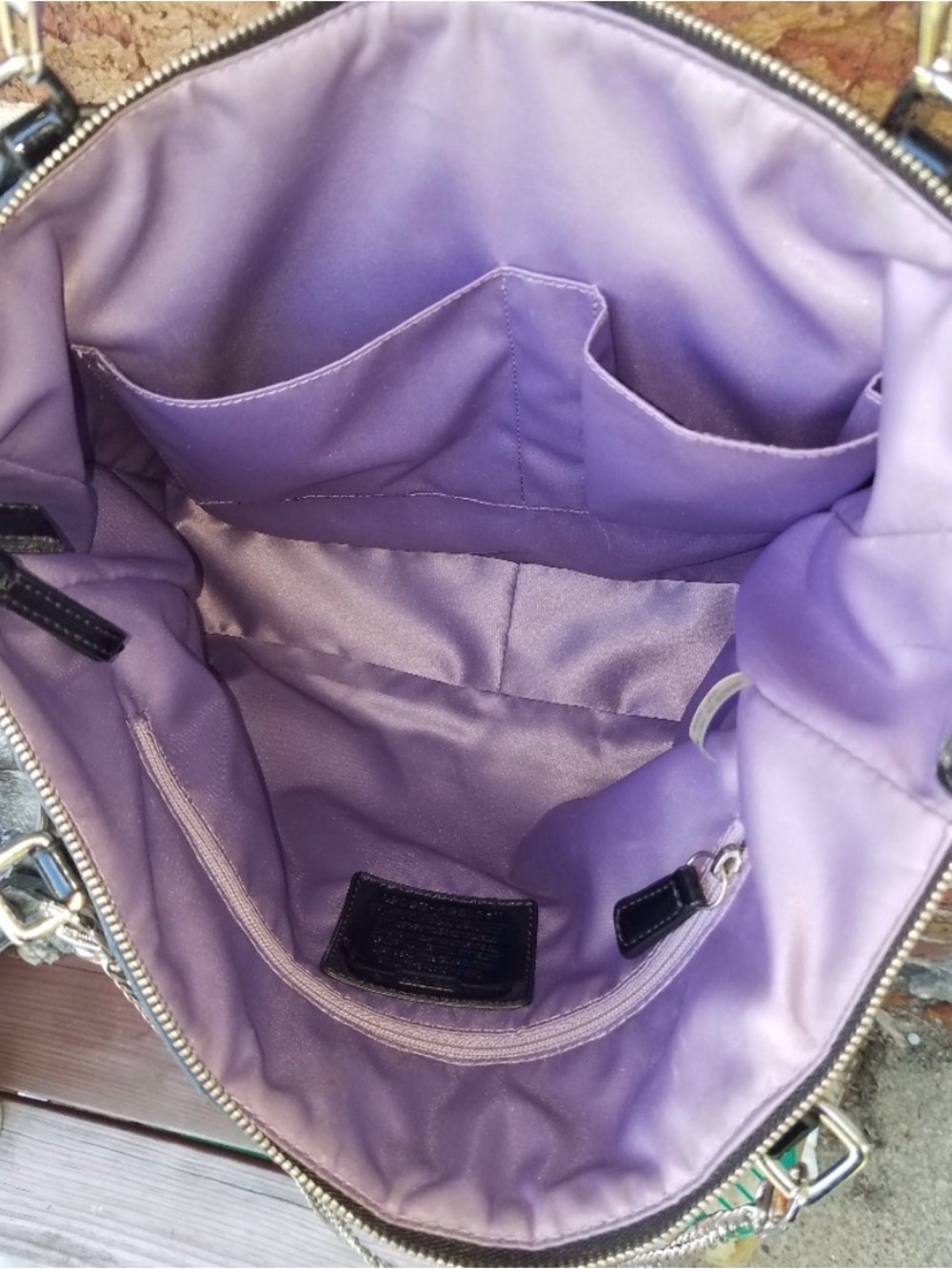 COACH LITTLE C BAG BLACK PURPLE INSIDE W/SILVER CHAINS GUC - Picture 10 of 15